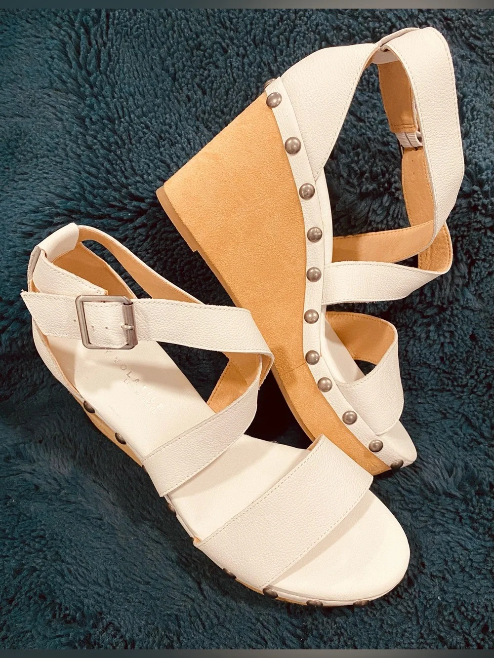 Very Volatile Zitola Platform Wedge Sandals – Women's Size 11 Brand New